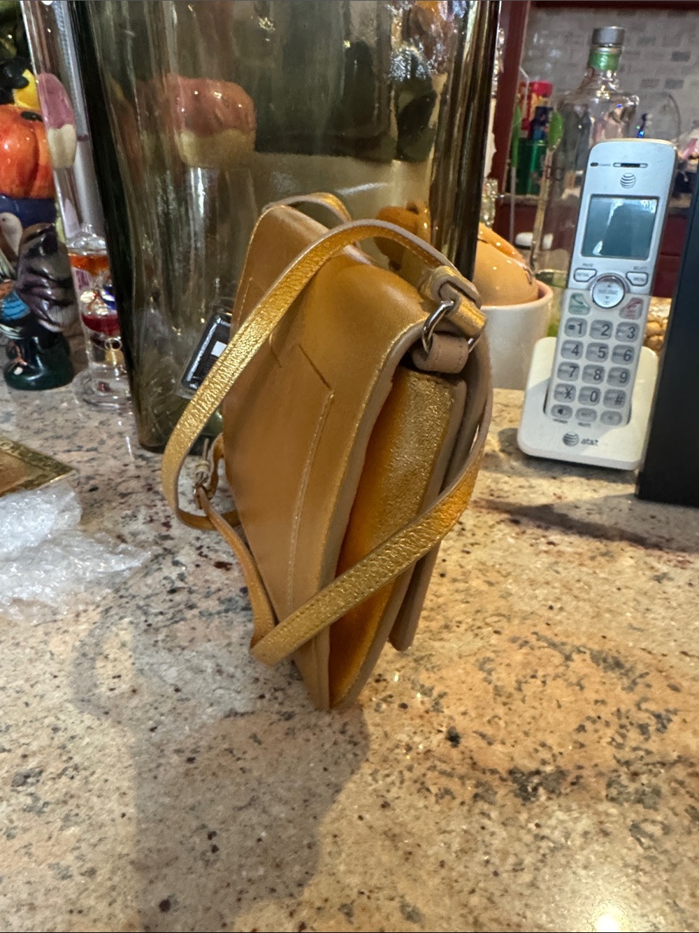 Modern Burberry Crossbody Shoulder Bag -
Like new. With authenticity card. - Picture 2 of 3
